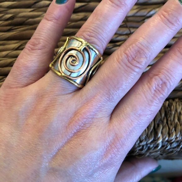 Peace Sign Cuff Ring - Picture 2 of 2